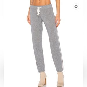 Monrow Vintage Sweats in Bone & Heather Grey